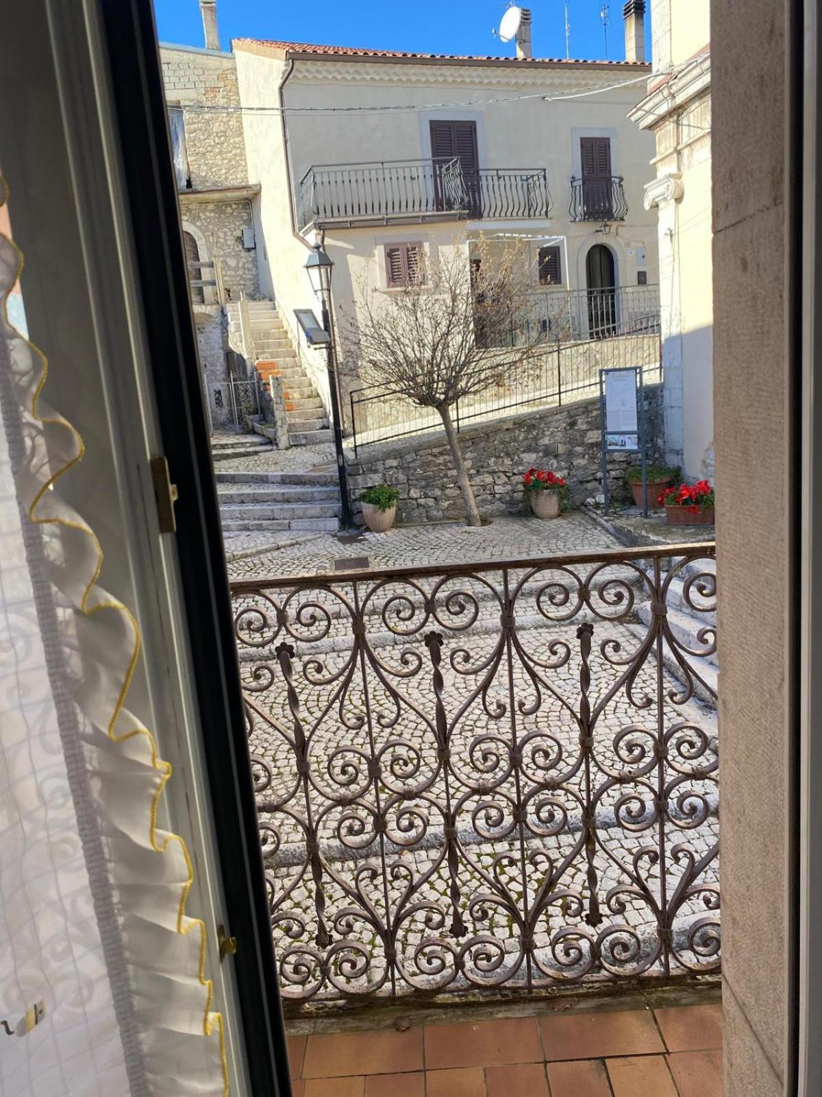 Villa Don Pasquale Scontrone House Exterior foto