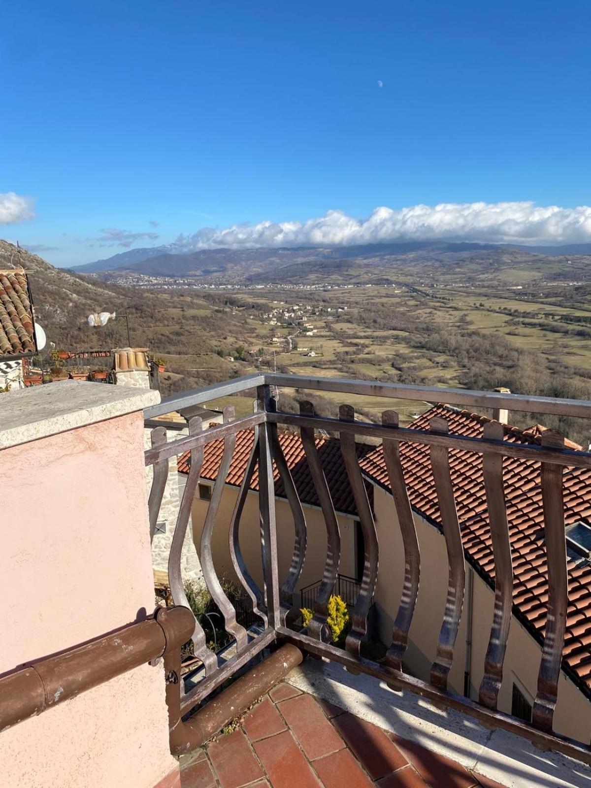 Villa Don Pasquale Scontrone House Exterior foto