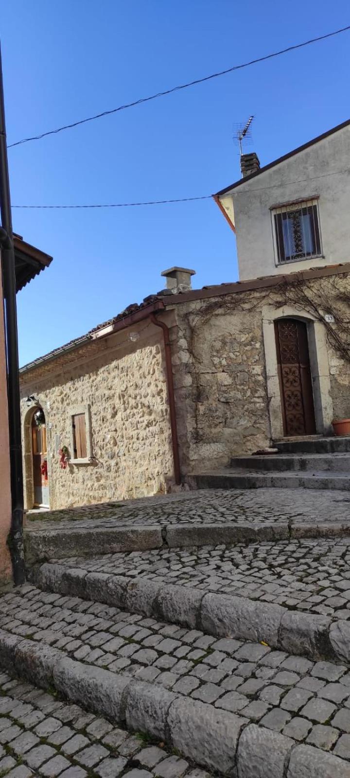 Villa Don Pasquale Scontrone House Exterior foto